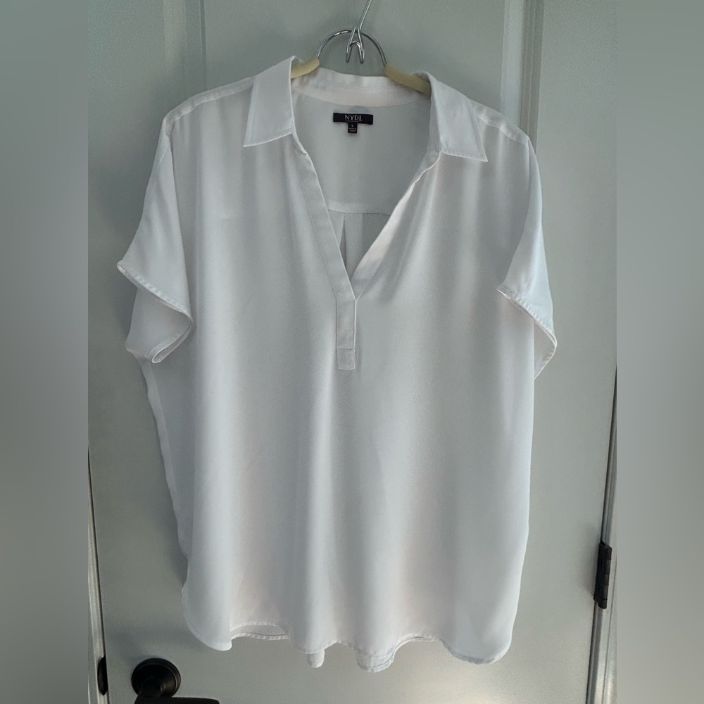 NYDJ short sleeve white blouse